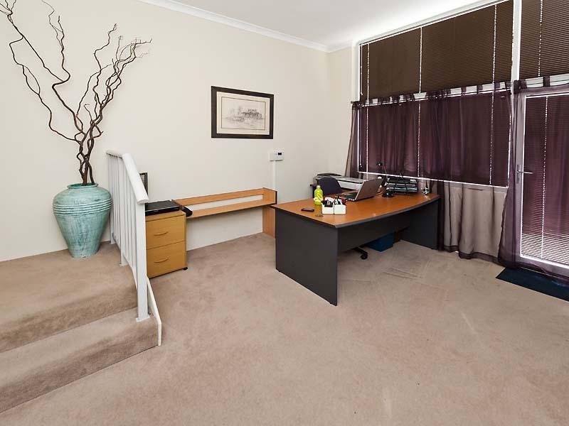 1/32 Fielder Street, East Perth WA 6004