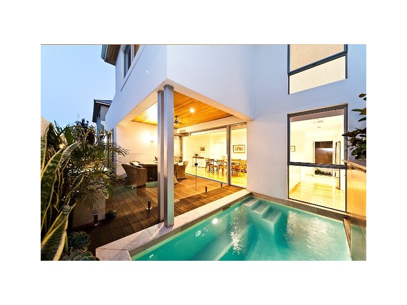 2A Warwick Street, West Leederville WA 6007