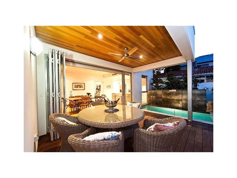 2A Warwick Street, West Leederville WA 6007