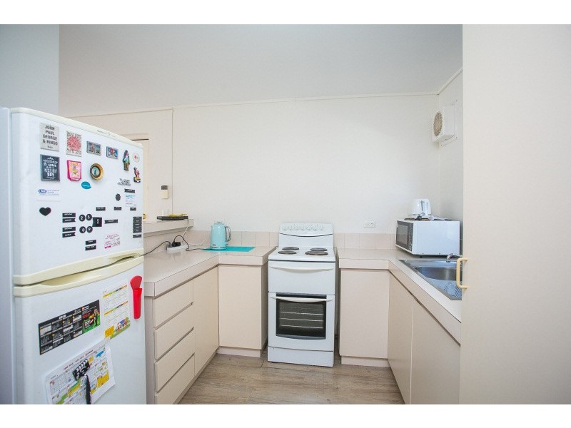 K18/45 King George Street, Victoria Park WA 6100