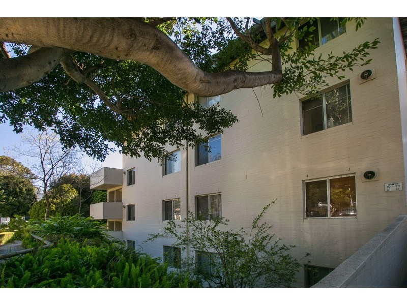 K18/45 King George Street, Victoria Park WA 6100