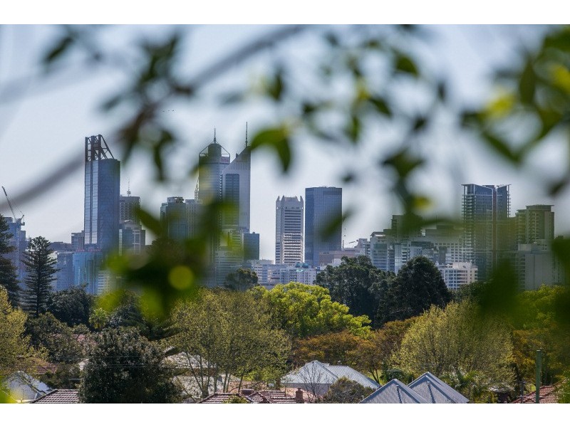 K18/45 King George Street, Victoria Park WA 6100