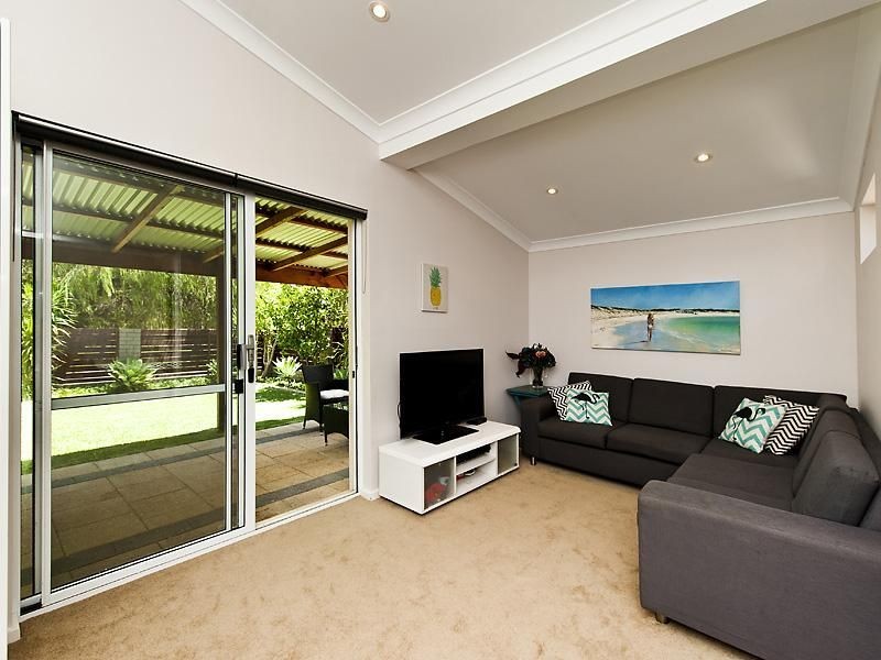 1/99-101 Davies Road, Claremont WA 6010