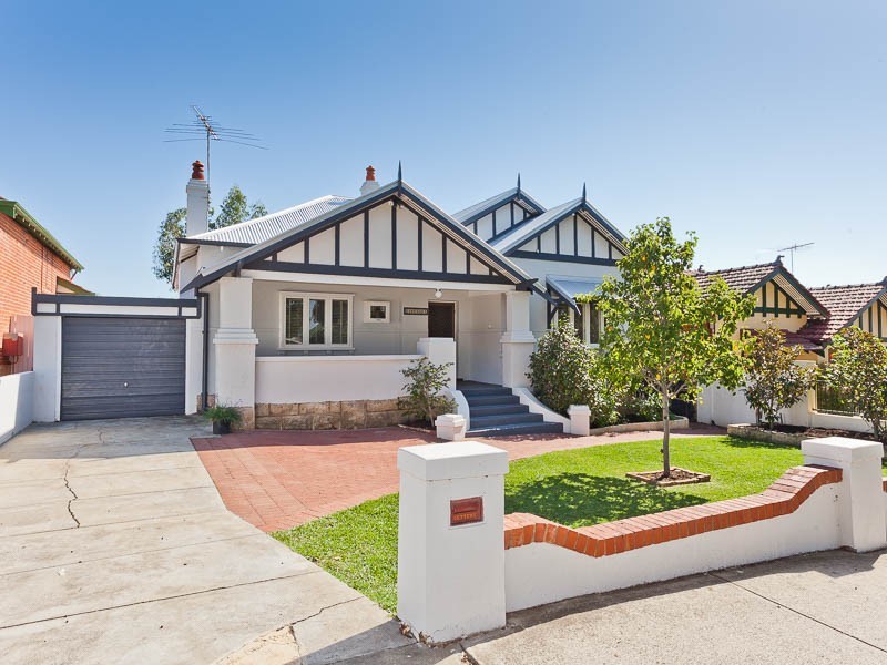 83 Essex Street, Wembley WA 6014