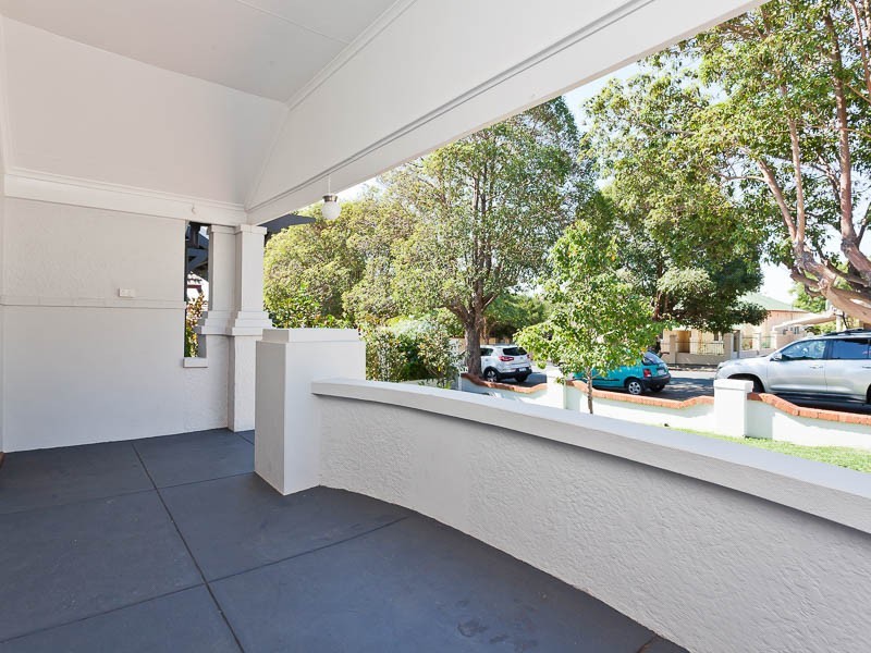 83 Essex Street, Wembley WA 6014