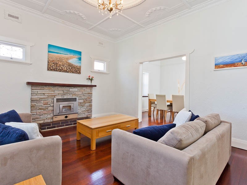 83 Essex Street, Wembley WA 6014