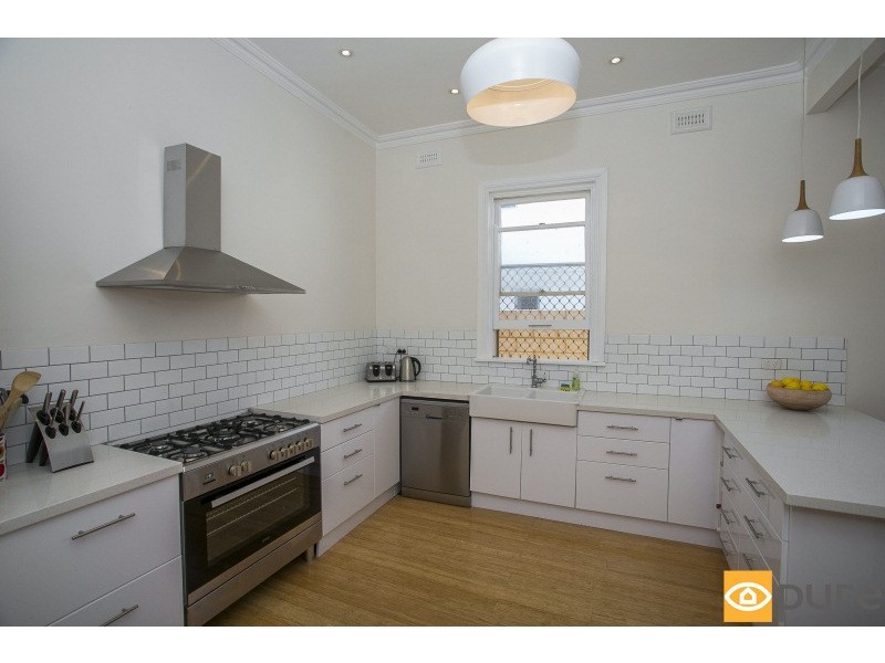 8 Park Lane, Claremont WA 6010