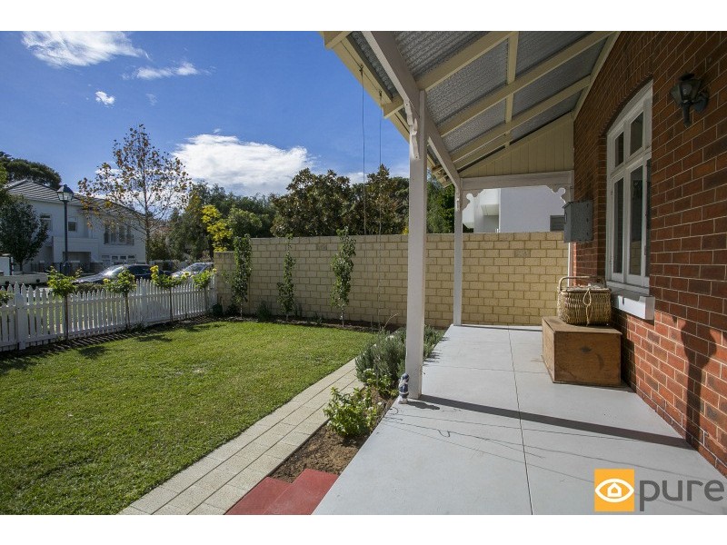 8 Park Lane, Claremont WA 6010