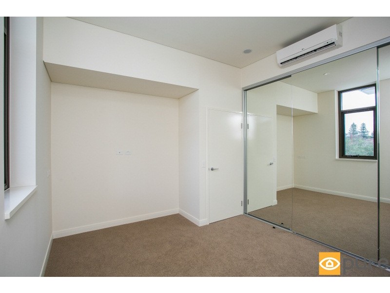 2/1 Freshwater Parade, Claremont WA 6010