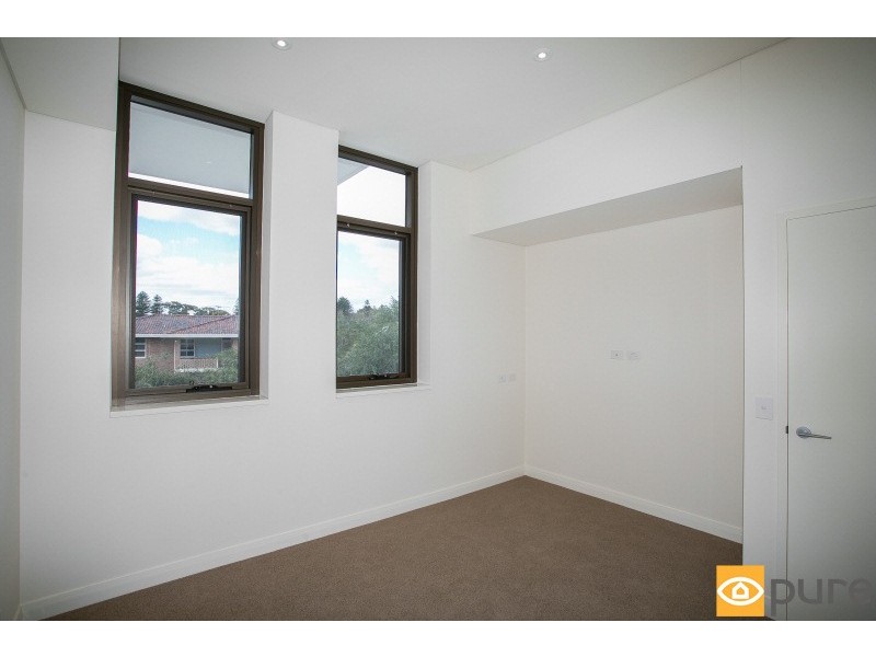 2/1 Freshwater Parade, Claremont WA 6010