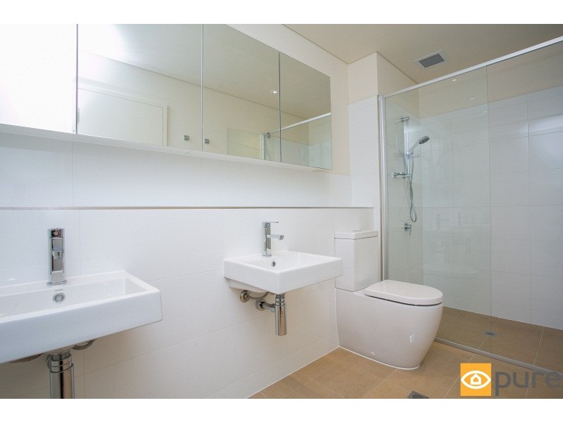 2/1 Freshwater Parade, Claremont WA 6010