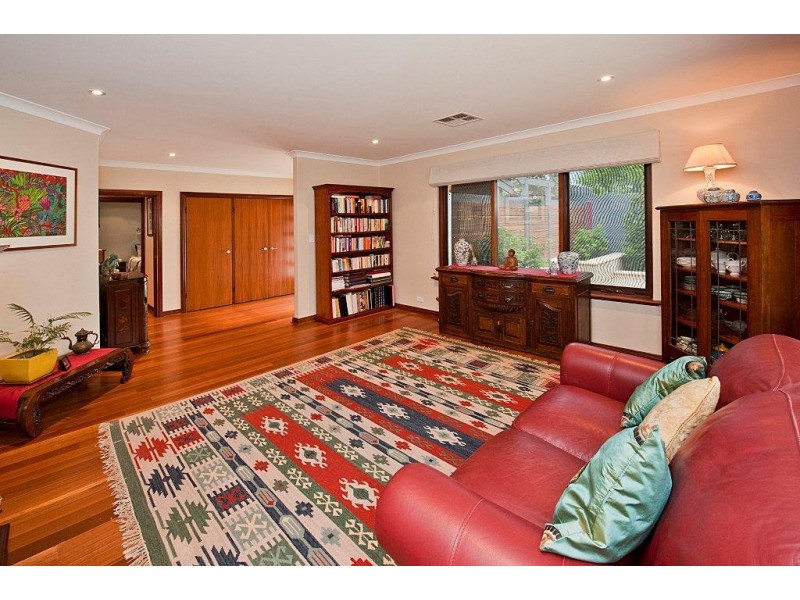 10A Senate Street, Claremont WA 6010