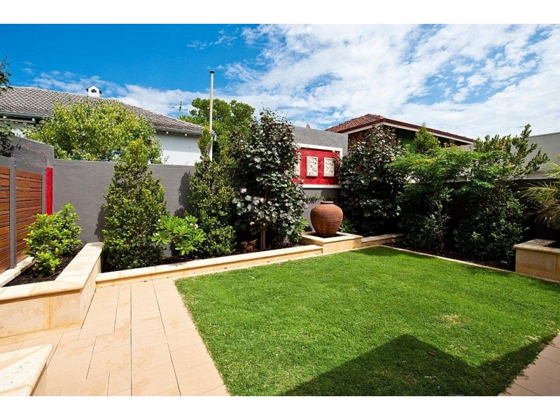 10A Senate Street, Claremont WA 6010