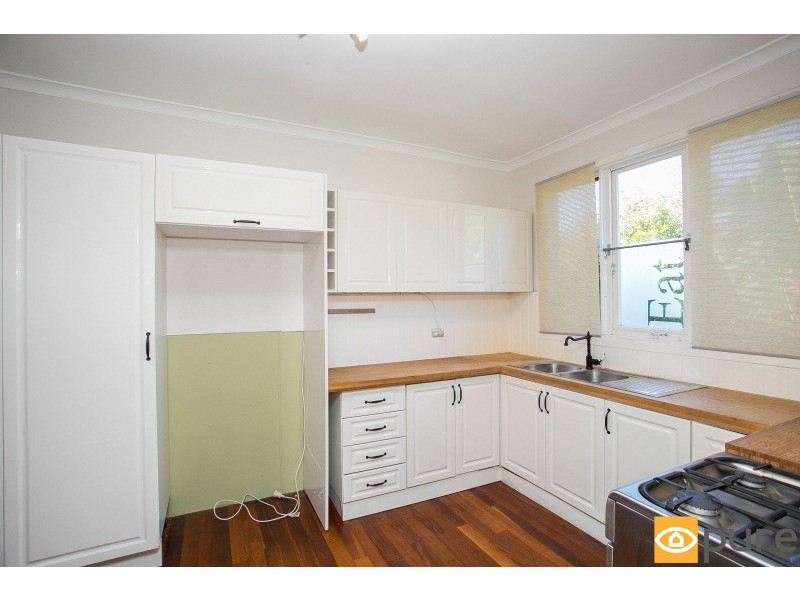 39 Curven Road, Hamilton Hill WA 6163