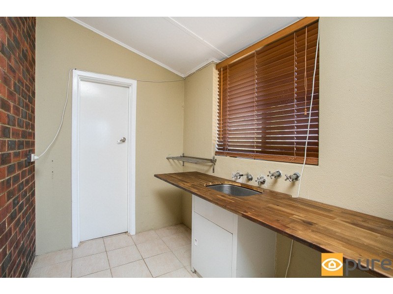 39 Curven Road, Hamilton Hill WA 6163