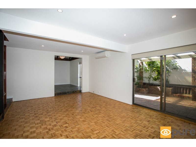 9 Delta Court, Ocean Reef WA 6027