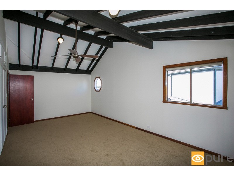 9 Delta Court, Ocean Reef WA 6027