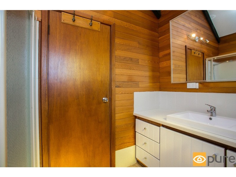 9 Delta Court, Ocean Reef WA 6027