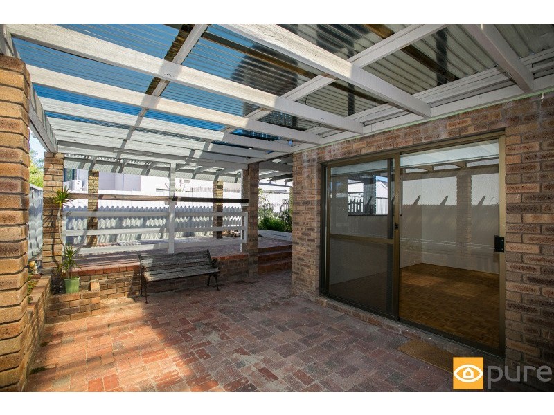 9 Delta Court, Ocean Reef WA 6027