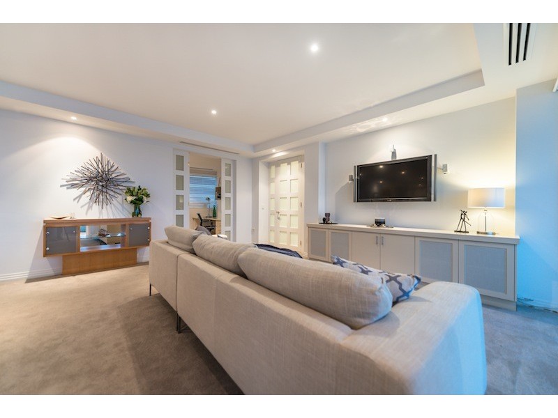 5/22 Mounts Bay Road, Crawley WA 6009