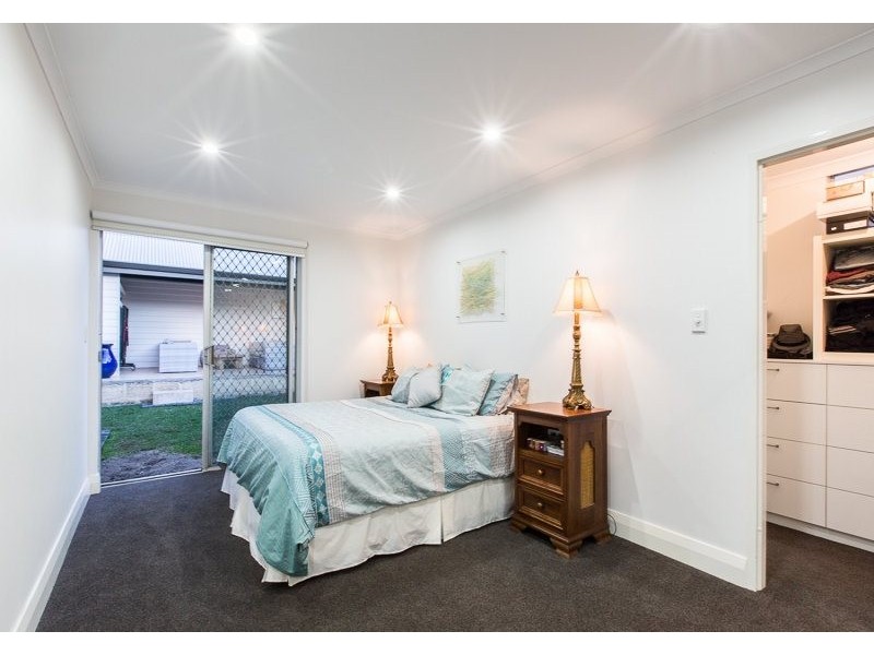 8 Saunders Street, Swanbourne WA 6010