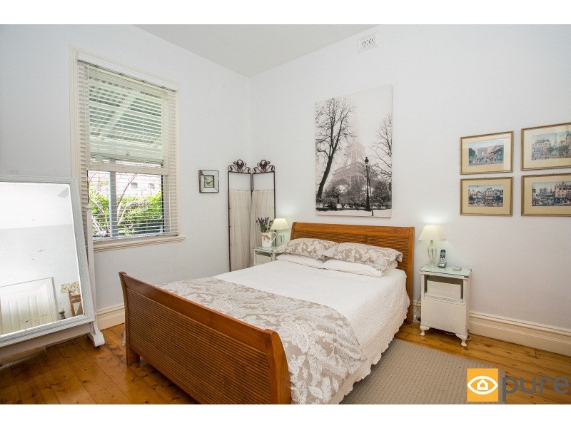 12 George Street, Cottesloe WA 6011