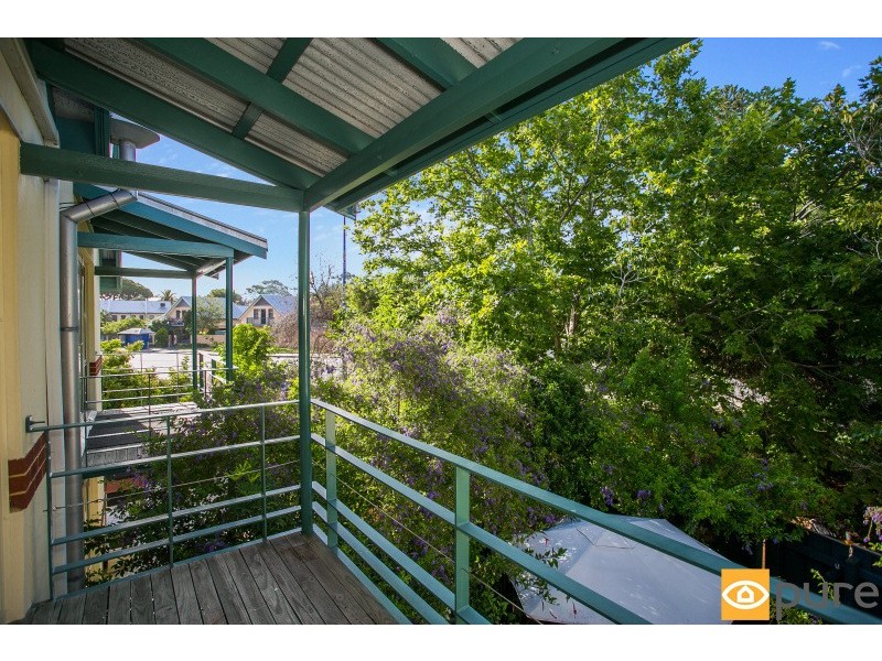 2/5 Fortescue Street, East Fremantle WA 6158