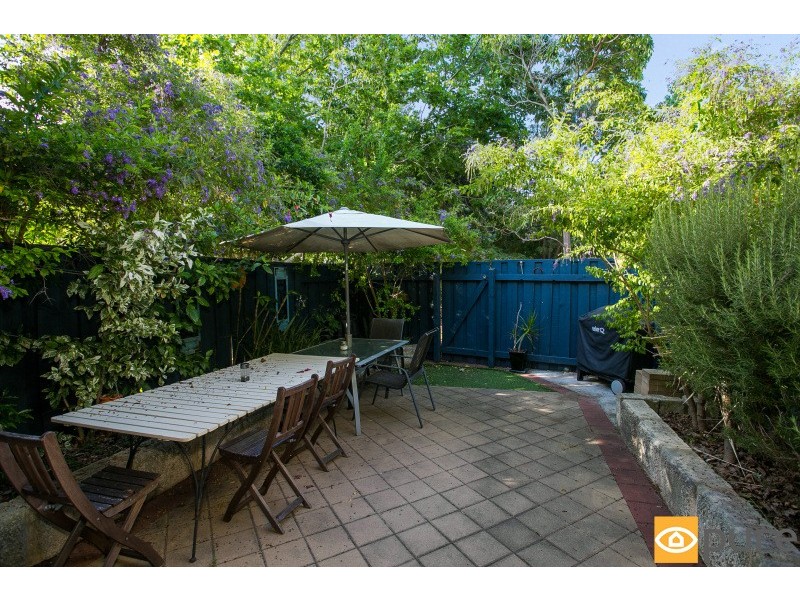 2/5 Fortescue Street, East Fremantle WA 6158