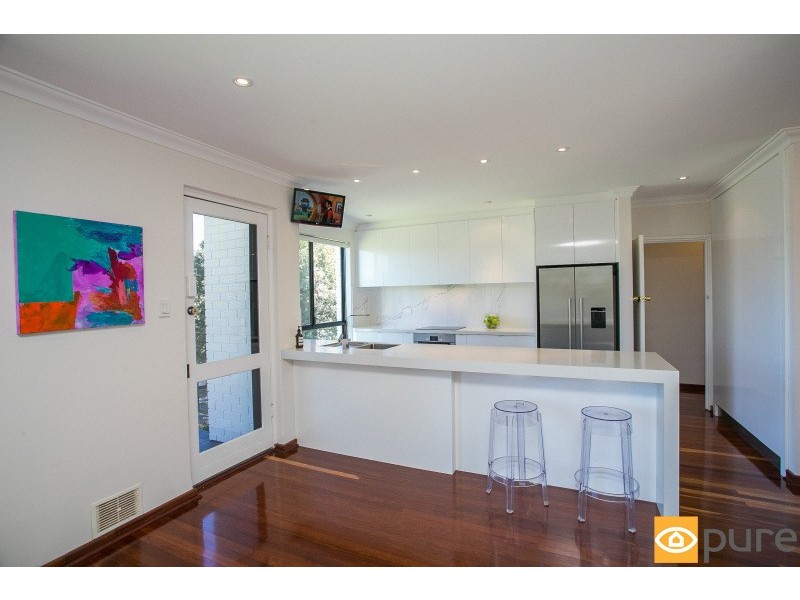 4 Langdale Street, Wembley Downs WA 6019