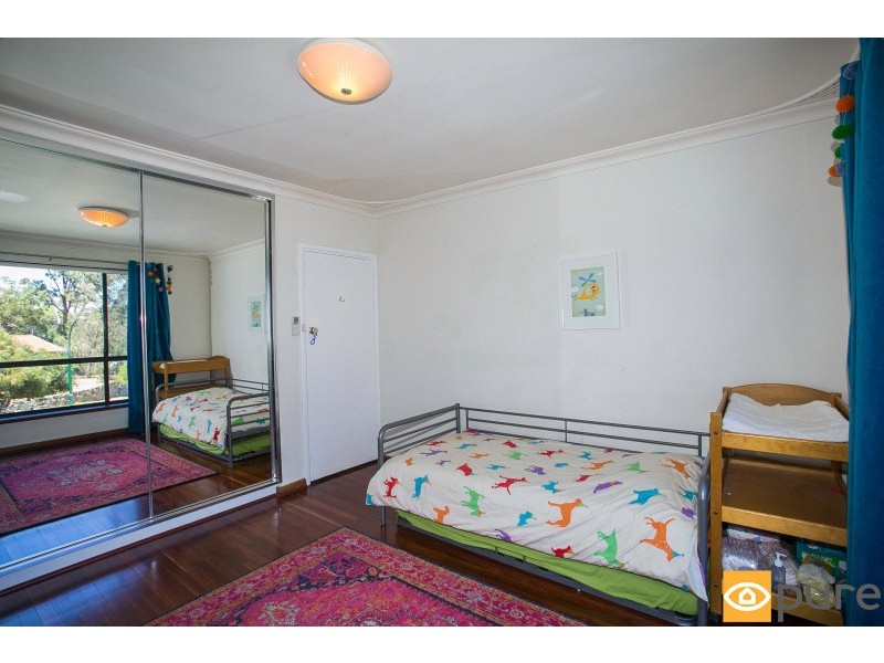 4 Langdale Street, Wembley Downs WA 6019