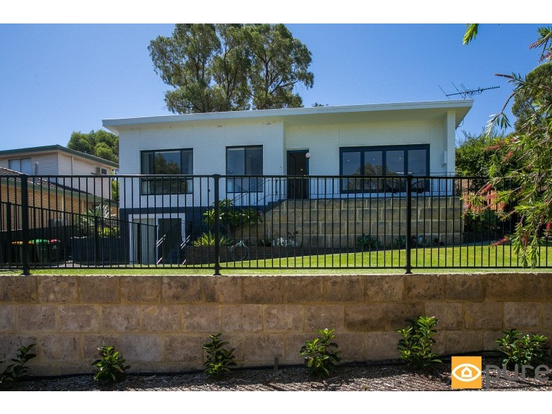 4 Langdale Street, Wembley Downs WA 6019