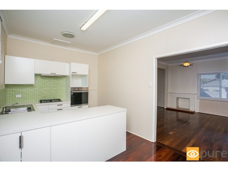 7 Grant Street, Embleton WA 6062