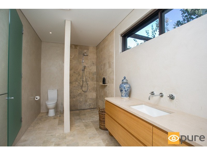 5A Agett Road, Claremont WA 6010