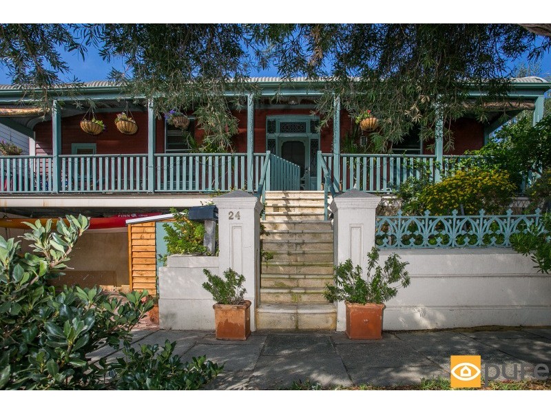 24 Pearse Street, North Fremantle WA 6159
