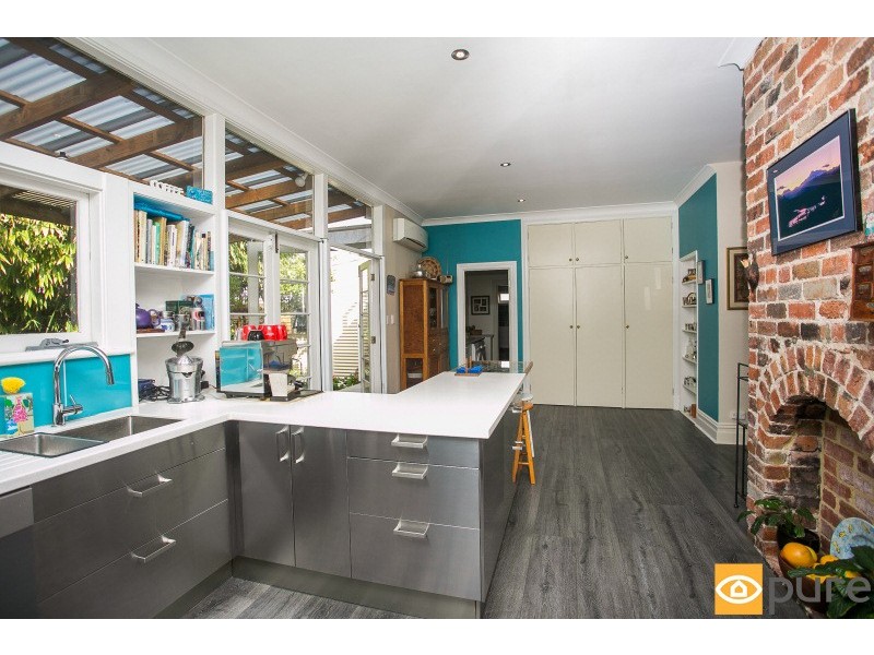 24 Pearse Street, North Fremantle WA 6159