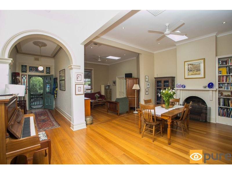 24 Pearse Street, North Fremantle WA 6159