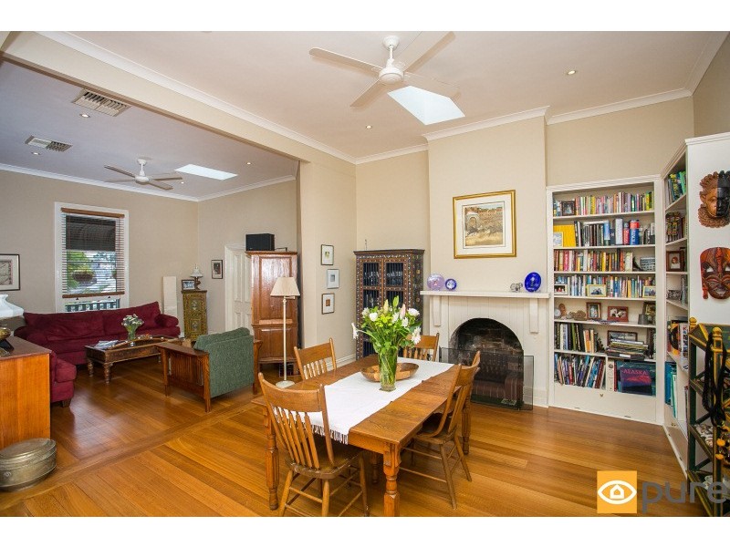 24 Pearse Street, North Fremantle WA 6159
