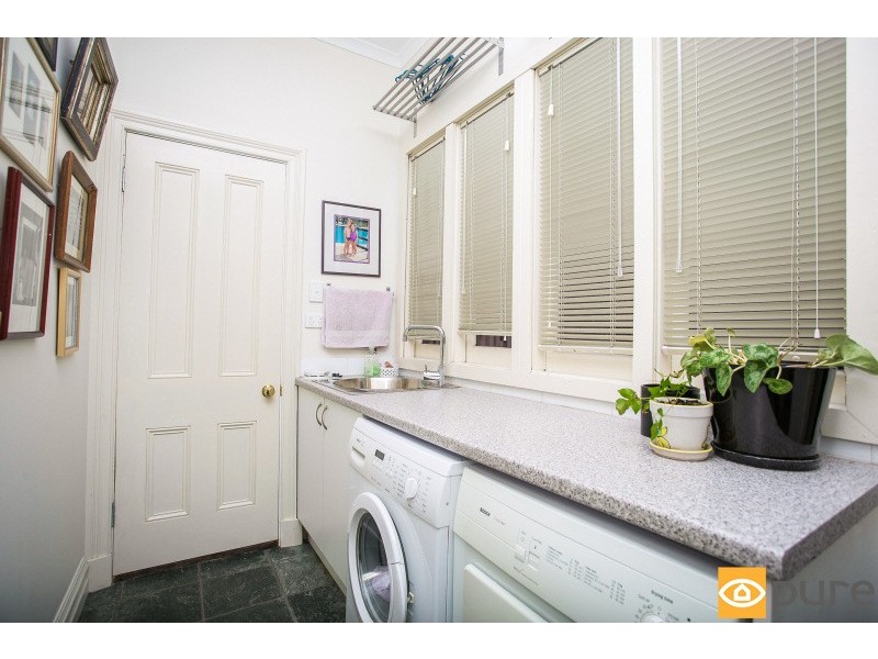 24 Pearse Street, North Fremantle WA 6159