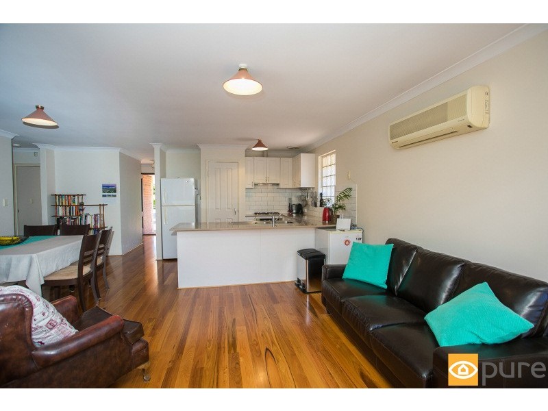 158 Grand Promenade, Doubleview WA 6018