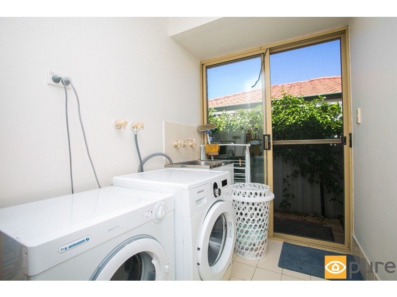 158 Grand Promenade, Doubleview WA 6018