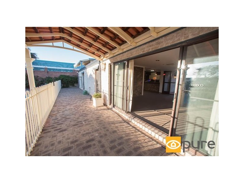 20 Kinkuna Way, City Beach WA 6015