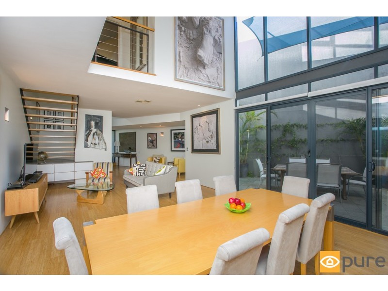 72 Coral Tree Avenue, Subiaco WA 6008