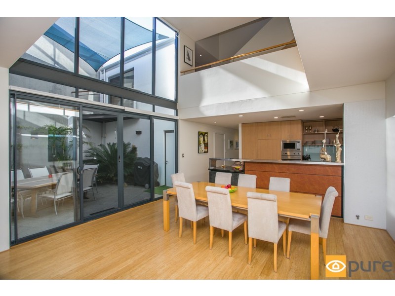 72 Coral Tree Avenue, Subiaco WA 6008