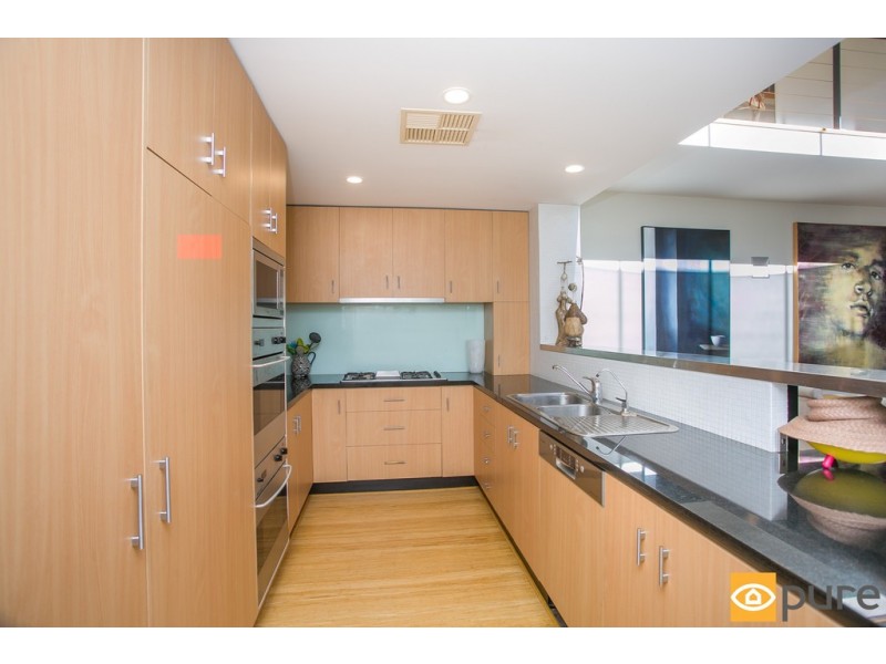 72 Coral Tree Avenue, Subiaco WA 6008