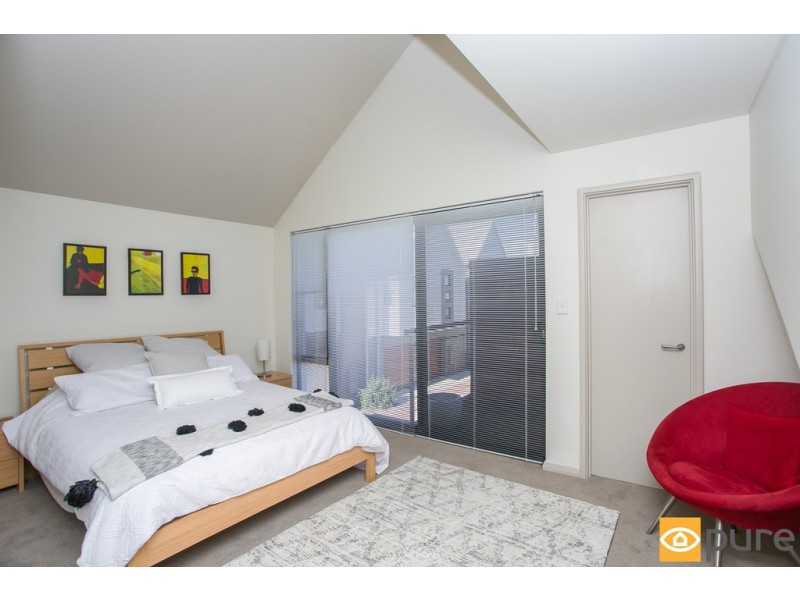 72 Coral Tree Avenue, Subiaco WA 6008