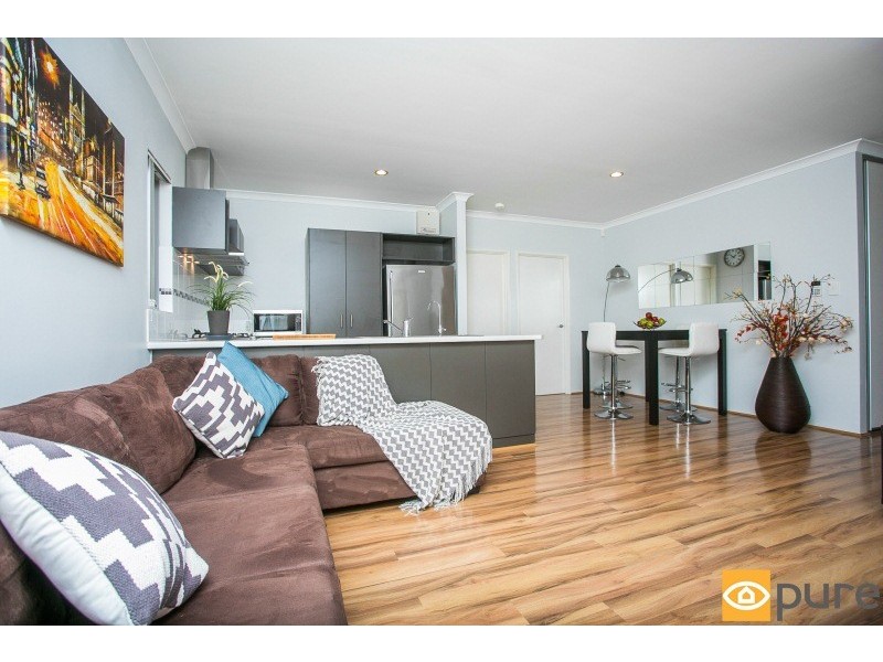 54B Barnes Street, Innaloo WA 6018