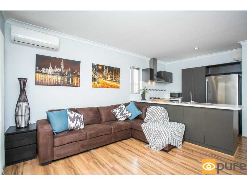 54B Barnes Street, Innaloo WA 6018