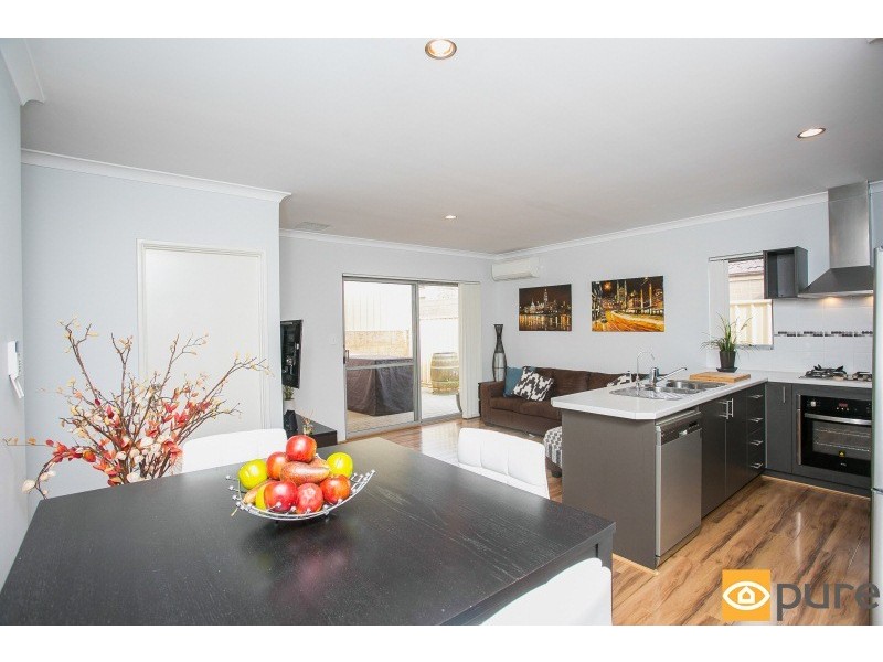 54B Barnes Street, Innaloo WA 6018