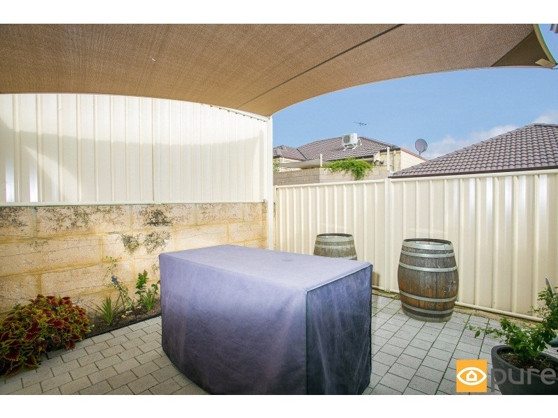 54B Barnes Street, Innaloo WA 6018