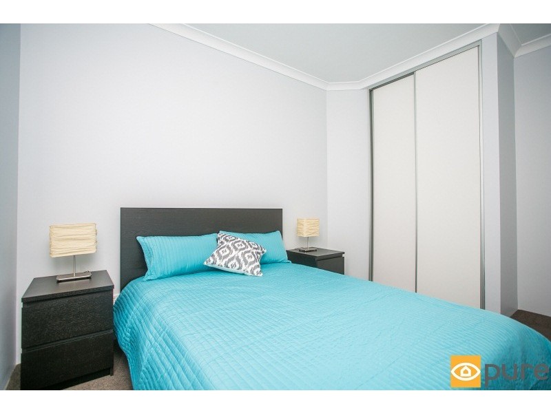 54B Barnes Street, Innaloo WA 6018